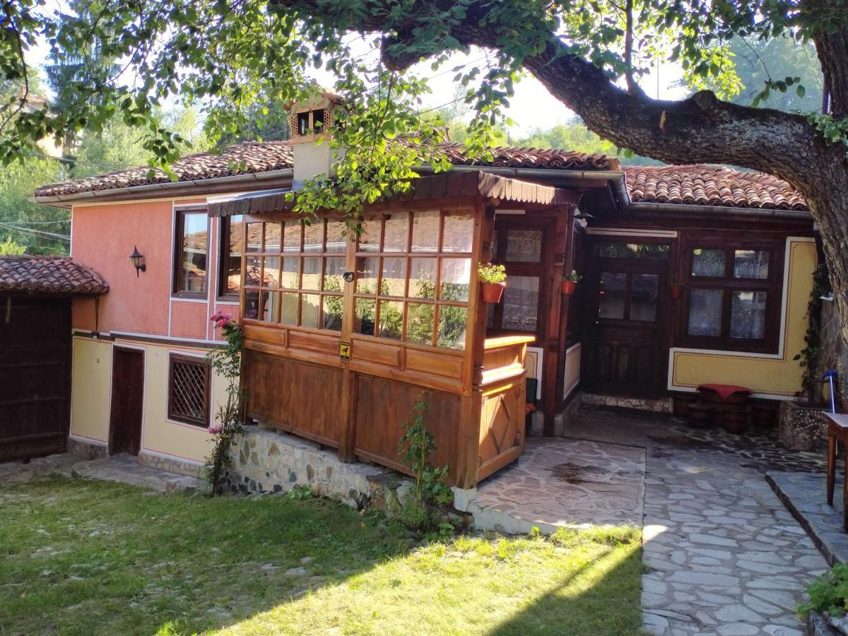 Стаи За Гости Дора Koprivshtitsa Exterior foto