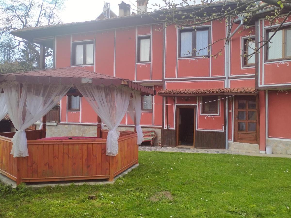 Стаи За Гости Дора Koprivshtitsa Exterior foto